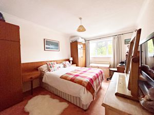 Bedroom- click for photo gallery